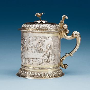 974. A Greman parcel-gilt tankard, makers mark possably Arnold Lange, Danzig (1699-1724).