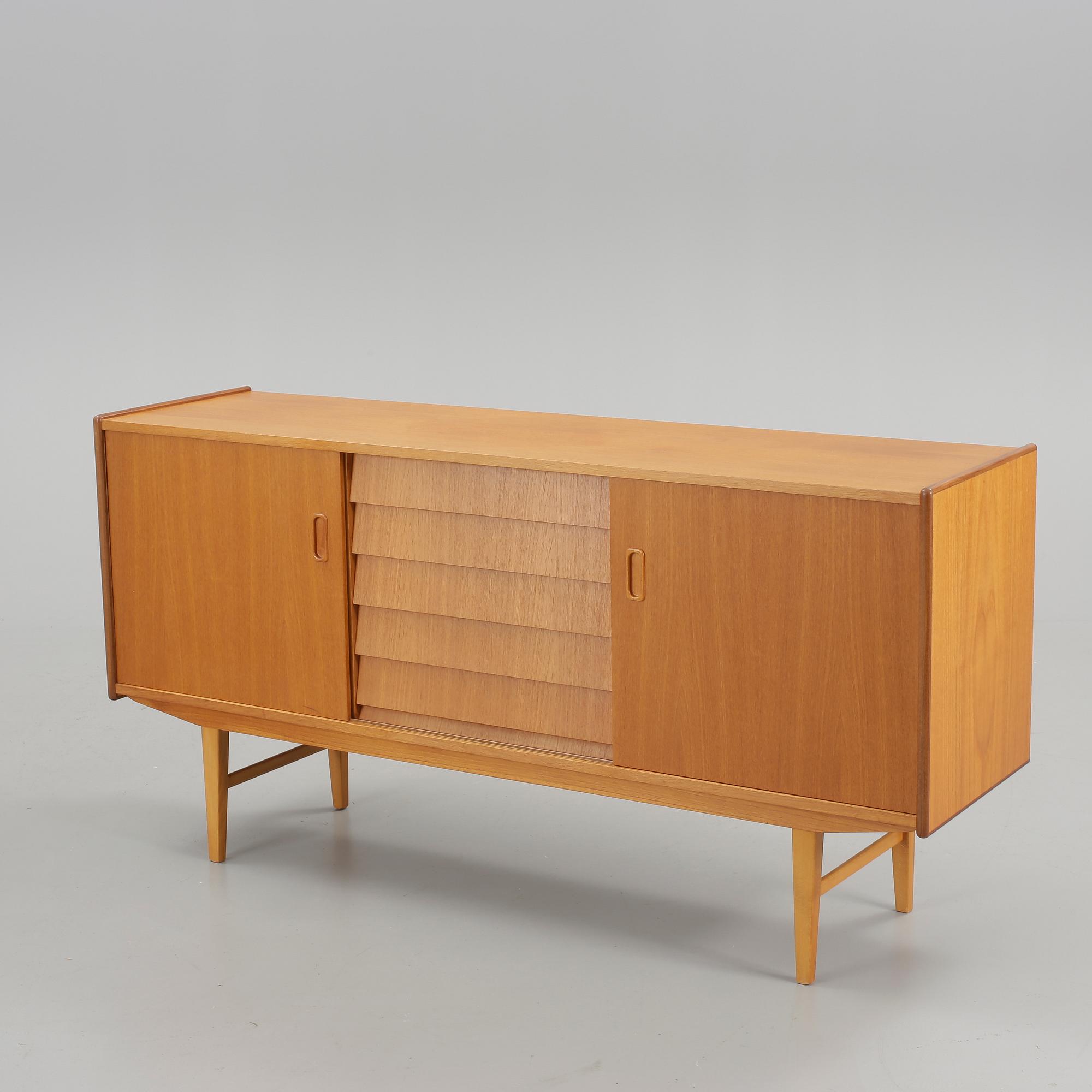 SIDEBOARD, 1960-tal.