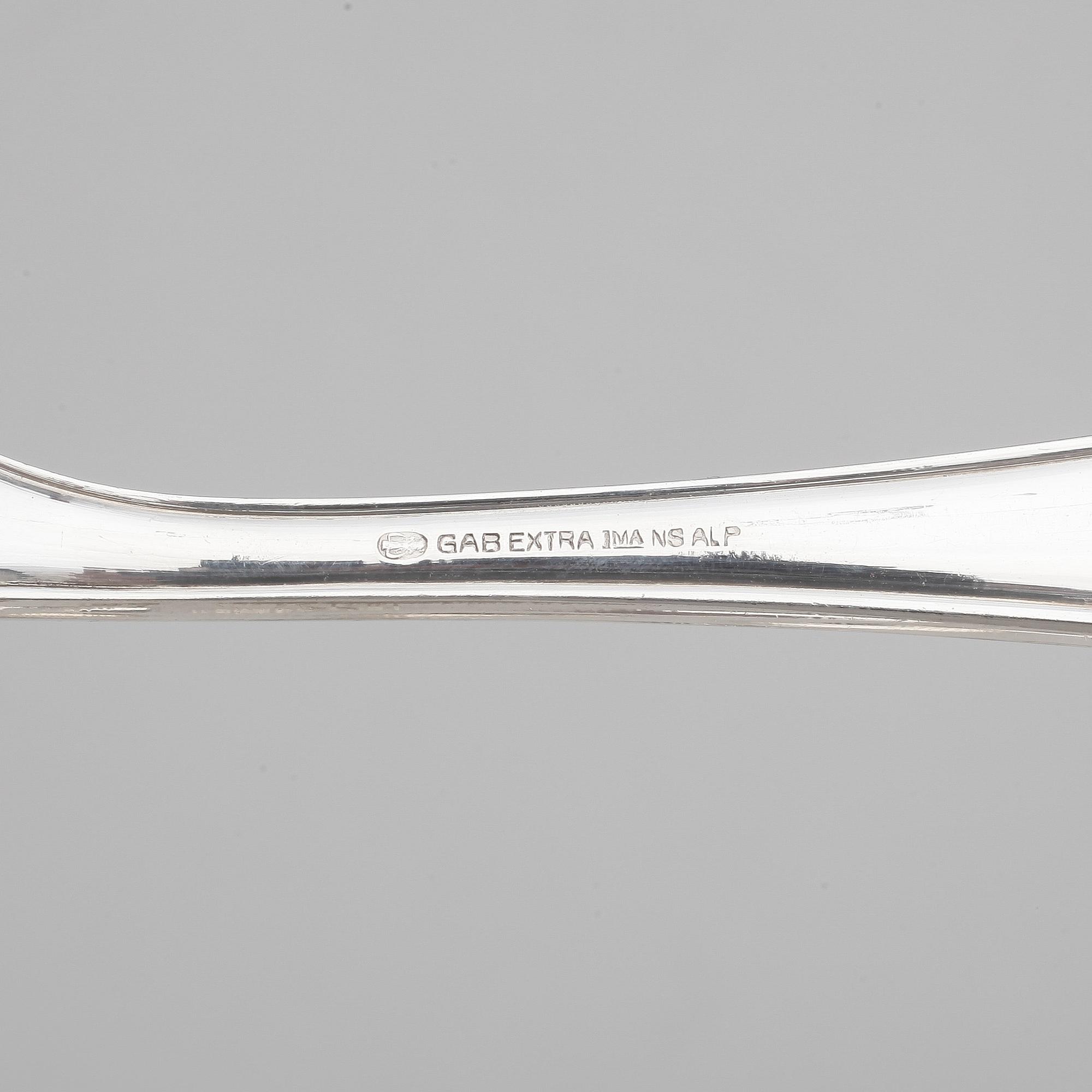 FISKBESTICK, 24 delar, nysilver, 1900-talets första hälft.