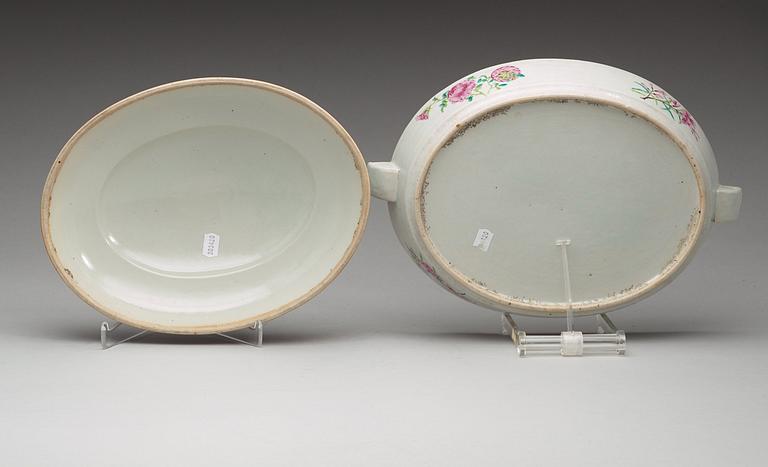 VÄRMEFAT med HUV, porslin. Qingdynastin, 1800-tal.