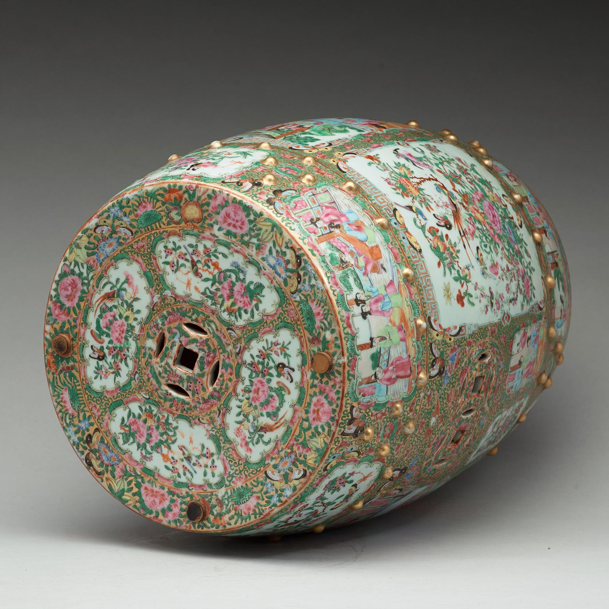 TRÄDGÅRDSPALL, porslin. Qing dynastin, Kanton, 1800-tal.