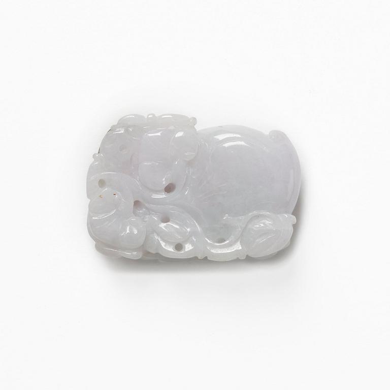 A Chinese jade pendant, 20th Century.