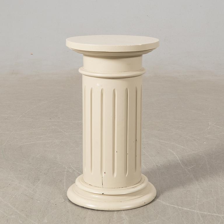 Pedestal, first half of the 20th century.