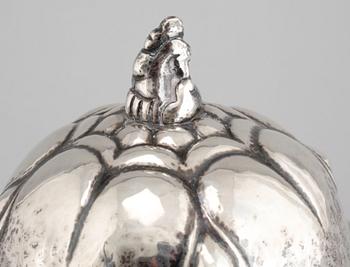 A silver sugar bowl, assay master Christian F Heise in Copenhagen, 1918, weigth 495 g.