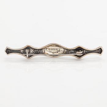 Brosch "Vörå-broschen", modell 926, sterlingsilver. Kalevala Koru 1990.