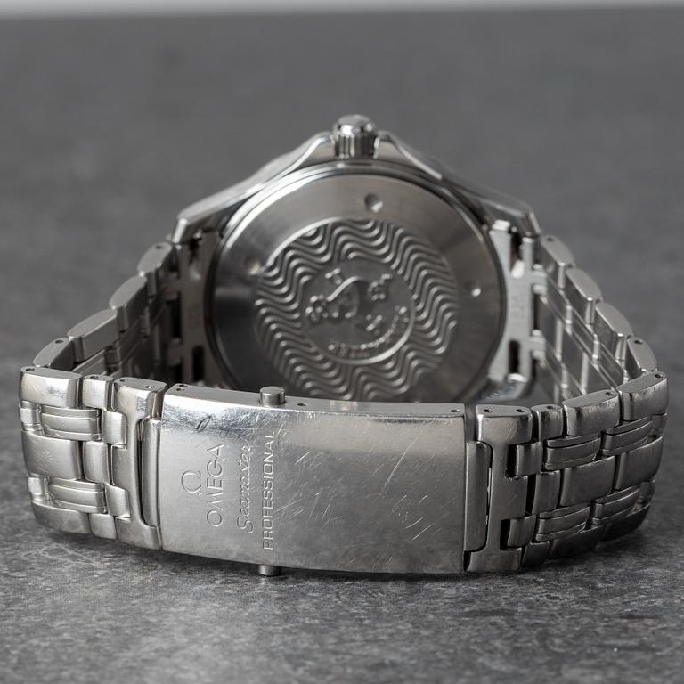 Omega, Seamaster, Professional, Diver 300M, "James Bond GoldenEye", ca 2004.