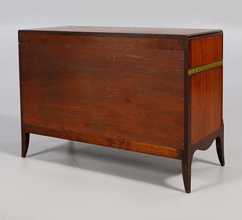 BYRÅ, John Widdicomb Furniture, Grand Rapids Michigan, USA, 1900-talets första hälft.