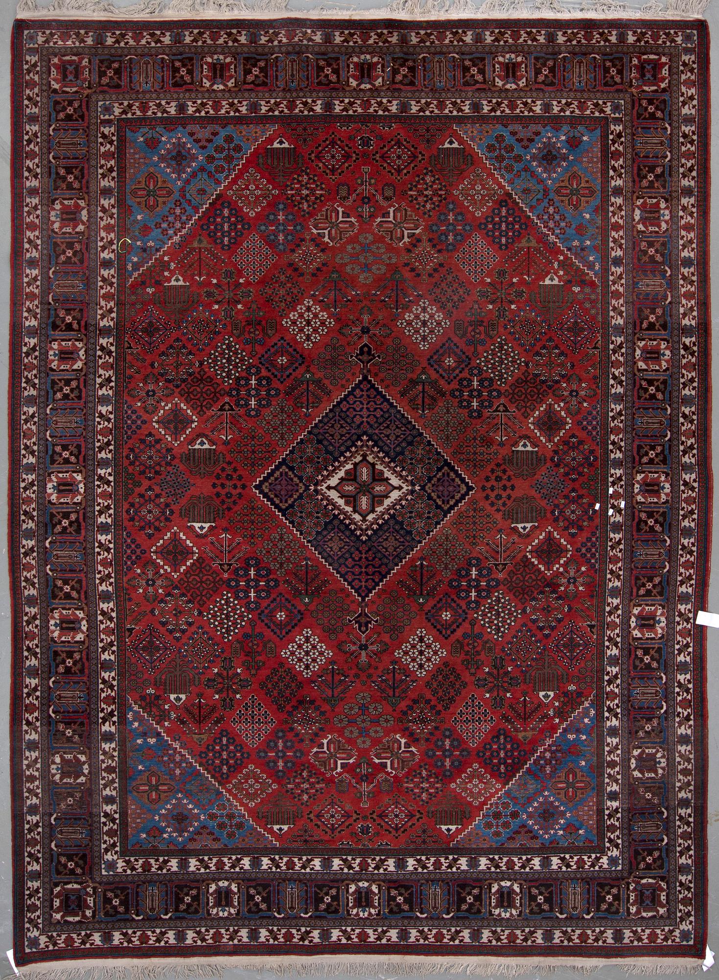 MATTA, Bachtiari, old. Ca 325x237 cm.