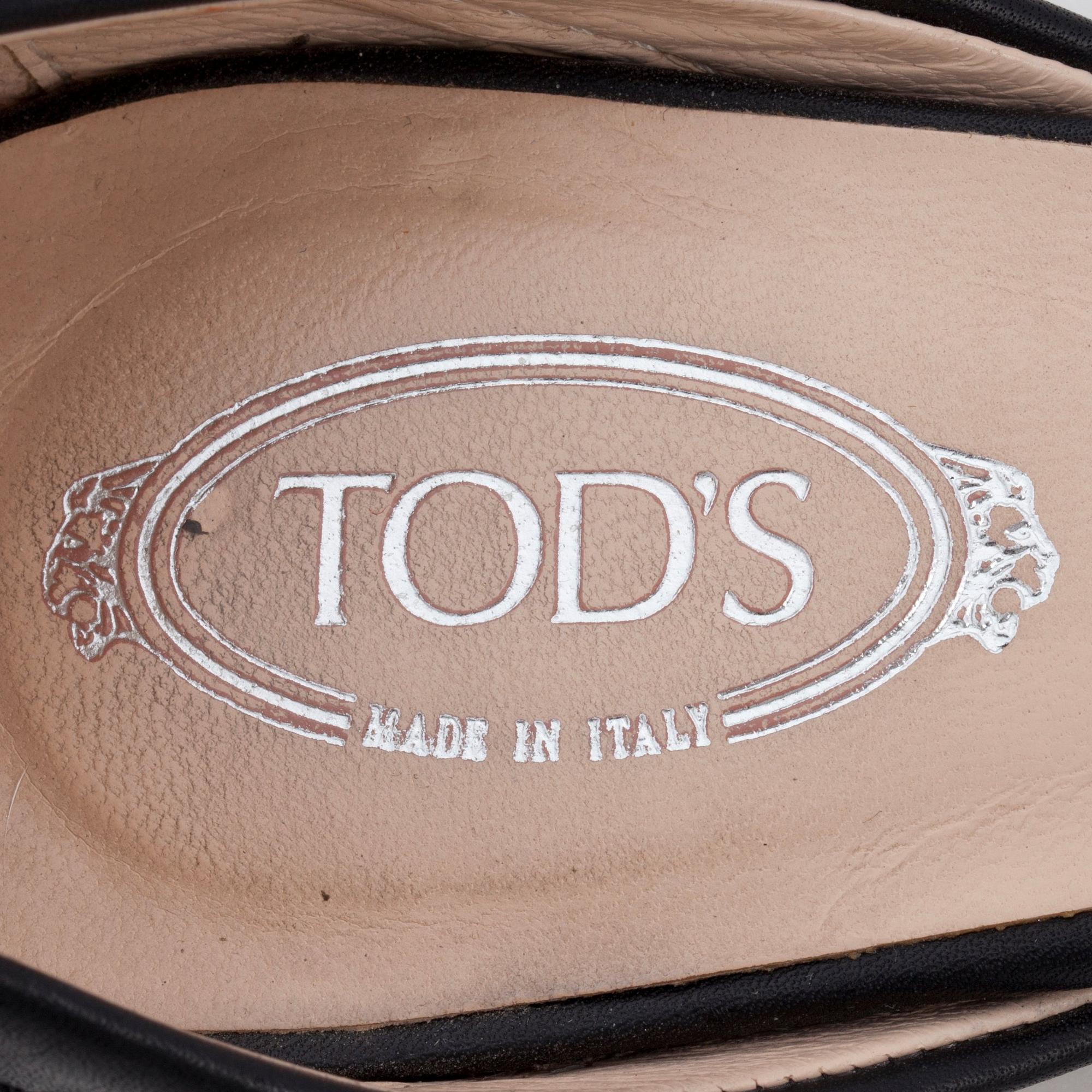 SKOR, Tod's.