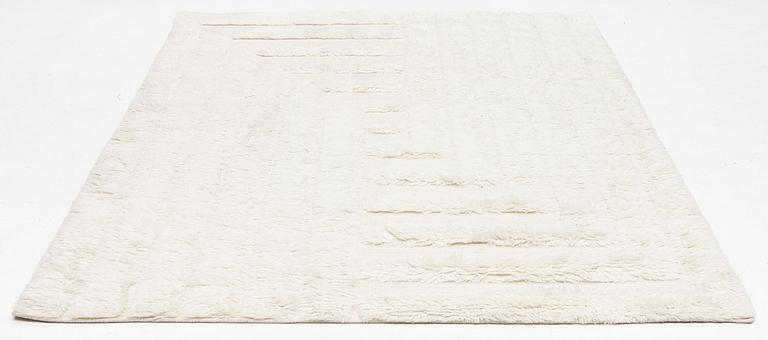 Dusty Deco, matta, "Shaggy Labyrinth", ca. 300 x 200 cm.