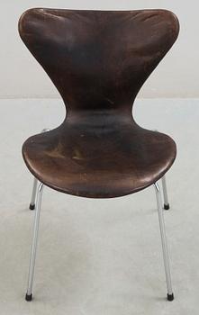 STOL, "Sjuan", Arne Jacobsen, Fritz Hansen, formgiven 1955.
