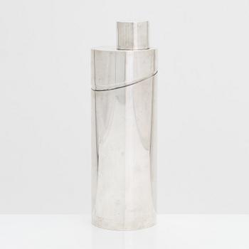 Lino Sabattini, A silver plated cocktail shaker "Windsor". Christofle, France. Designed 1956.