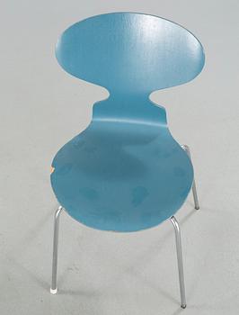 ARNE JACOBSEN, 8 stolar, "Myran", Fritz Hansen, 1970.