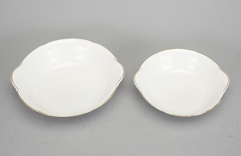 SERVISDELAR, 89 st, "Swedish grace", Louise Adelborg, Rörstrand, 1900-talets andra hälft.