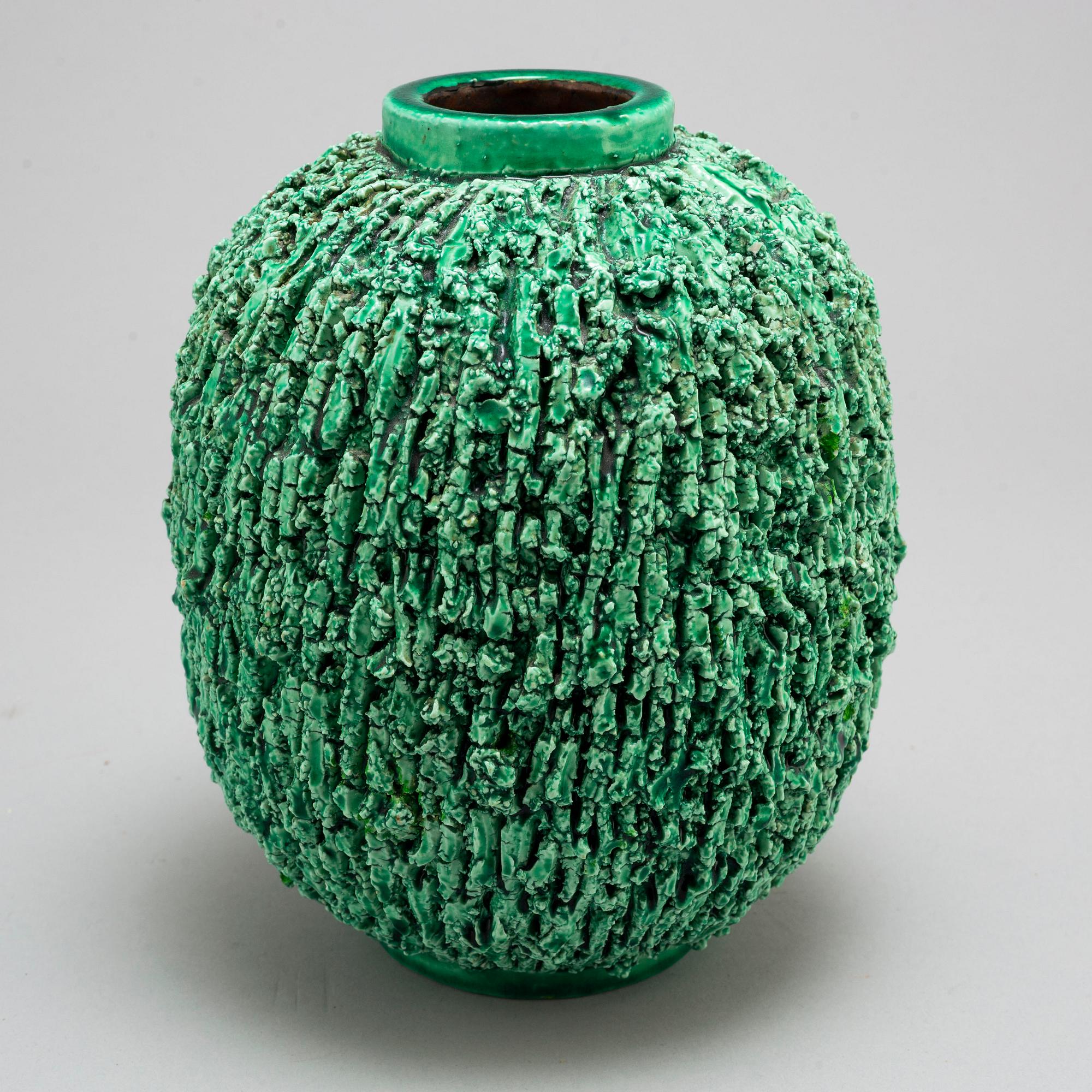 GUNNAR NYLUND, a stoneware vase from Rörstrand.
