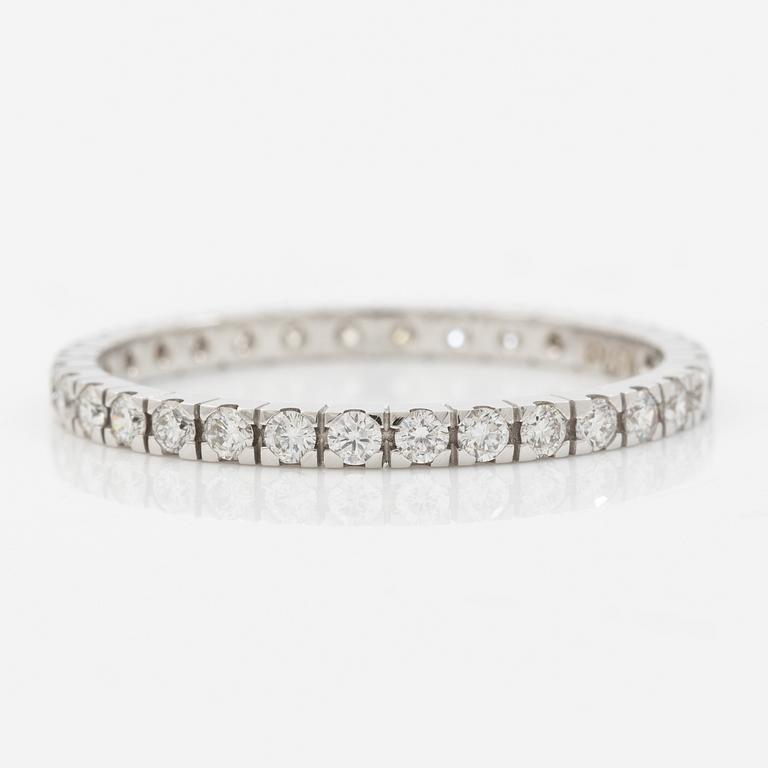 Ring, full eternity, 18K white gold with brilliant-cut diamonds.