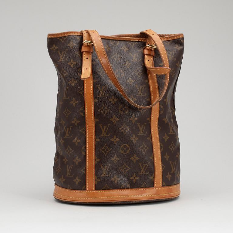 LOUIS VUITTON, a monogram canvas "Bucket" tote.