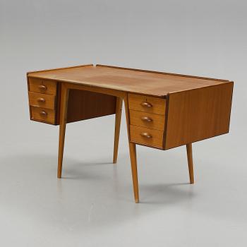 SKRIVBORD, "Pl. Uddebo", Svante Skogh, AB Möbelfabriken Balder, Vaggeryd, 1950-tal.