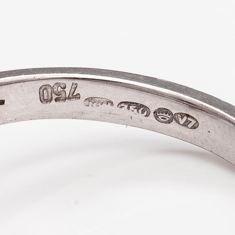 An 18K white gold ring with diamonds ca. 1.31 ct in total. Westerback, Helsinki 1974.