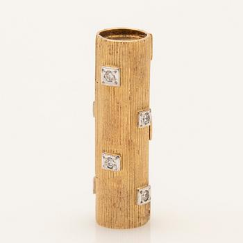 Ole Lynggaard, Pendant, 18K gold and diamonds.