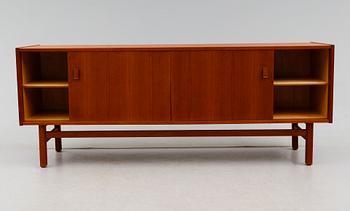 SIDEBOARD, "Arild", Nils Jonsson, Troeds, 1900-talets andra hälft.