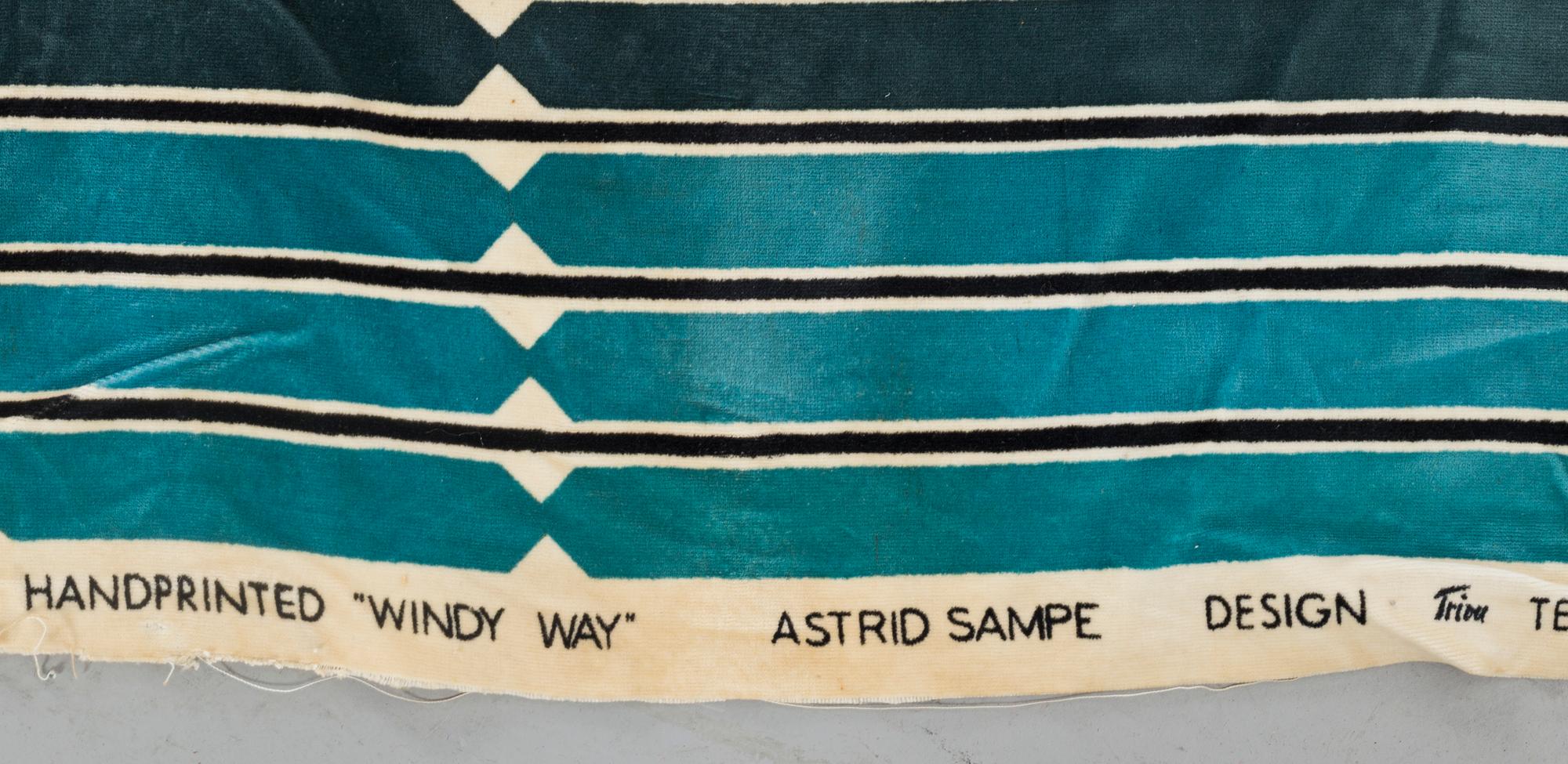 ASTRID SAMPE, tyg "Windy way" Triva Textil för Nordiska Kompaniet 1900-talets mitt.  ca 245 x 123 cm (enligt uppgift).