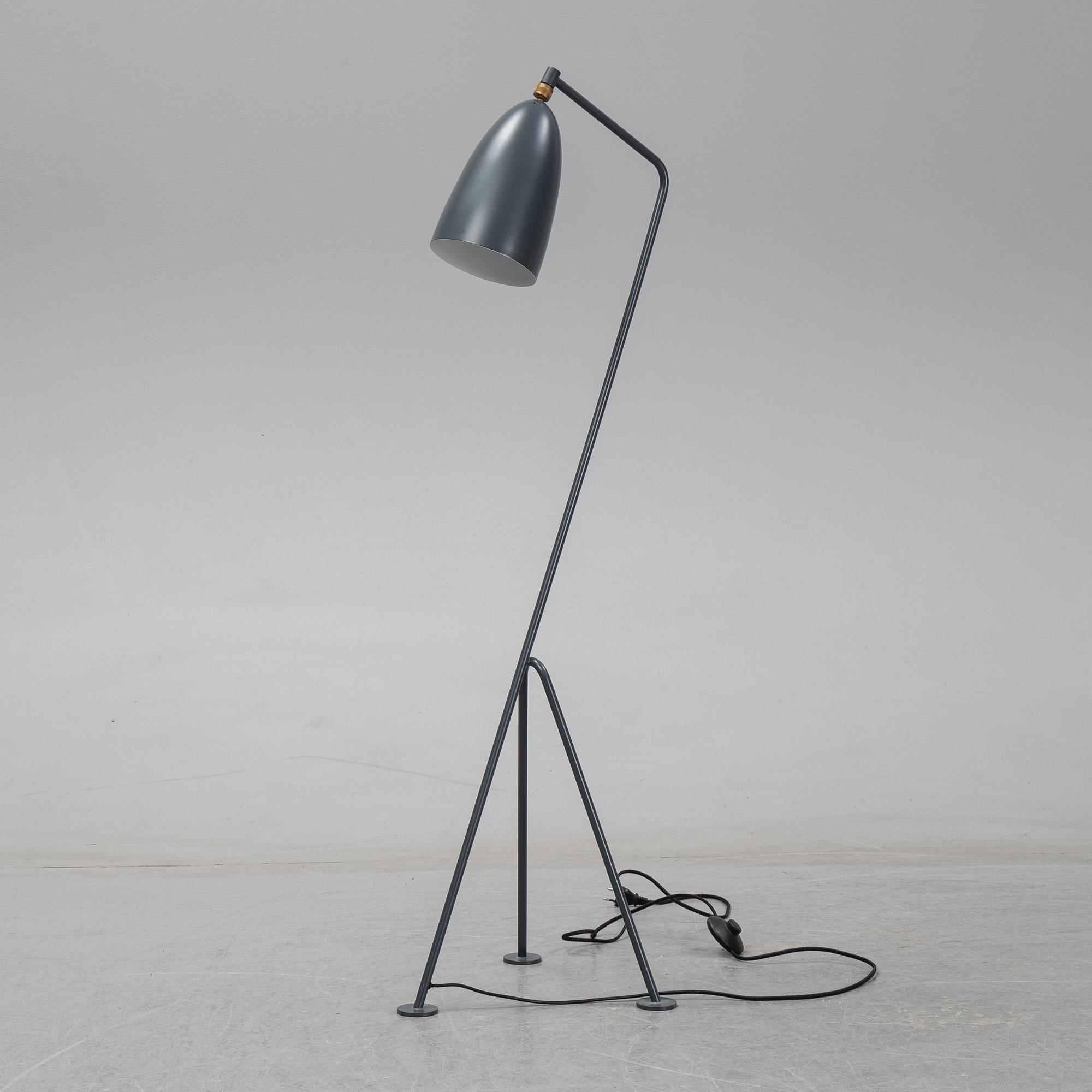 Greta Magnusson Grossman, golvlampa, "Grasshopper", GUBI, 2000-tal.