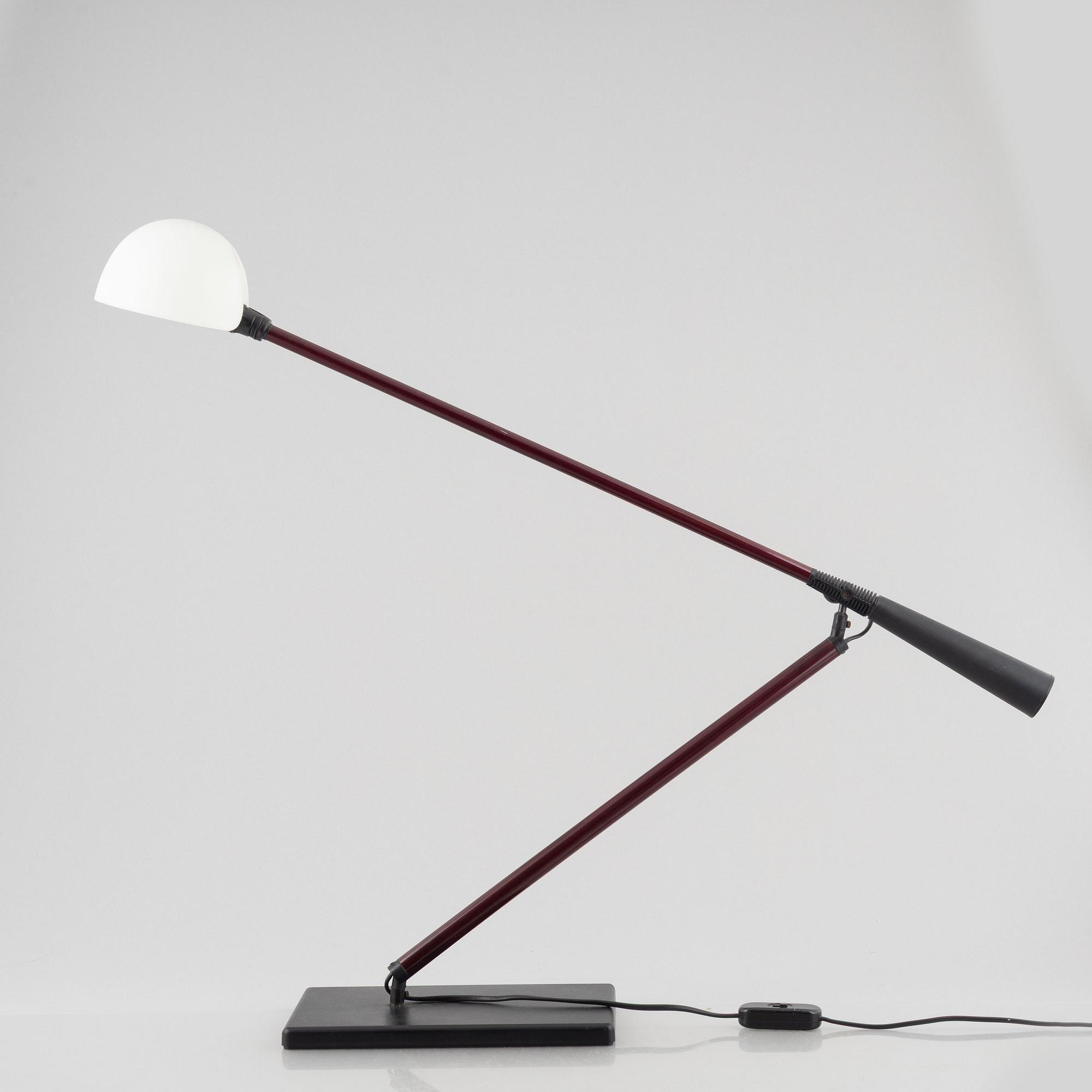 Paolo Rizzatto, a model 613 desktop lamp, Arteluce, Italy.