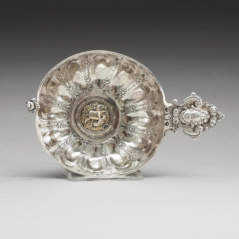 A Swedish early 17th century silver kovsh, marks of Anders Düsterbach, Stockholm (-1588-1612).