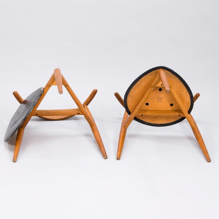 A pair of "Hjertestolen" by Hans J Wegner produced for Fritz Hansen.