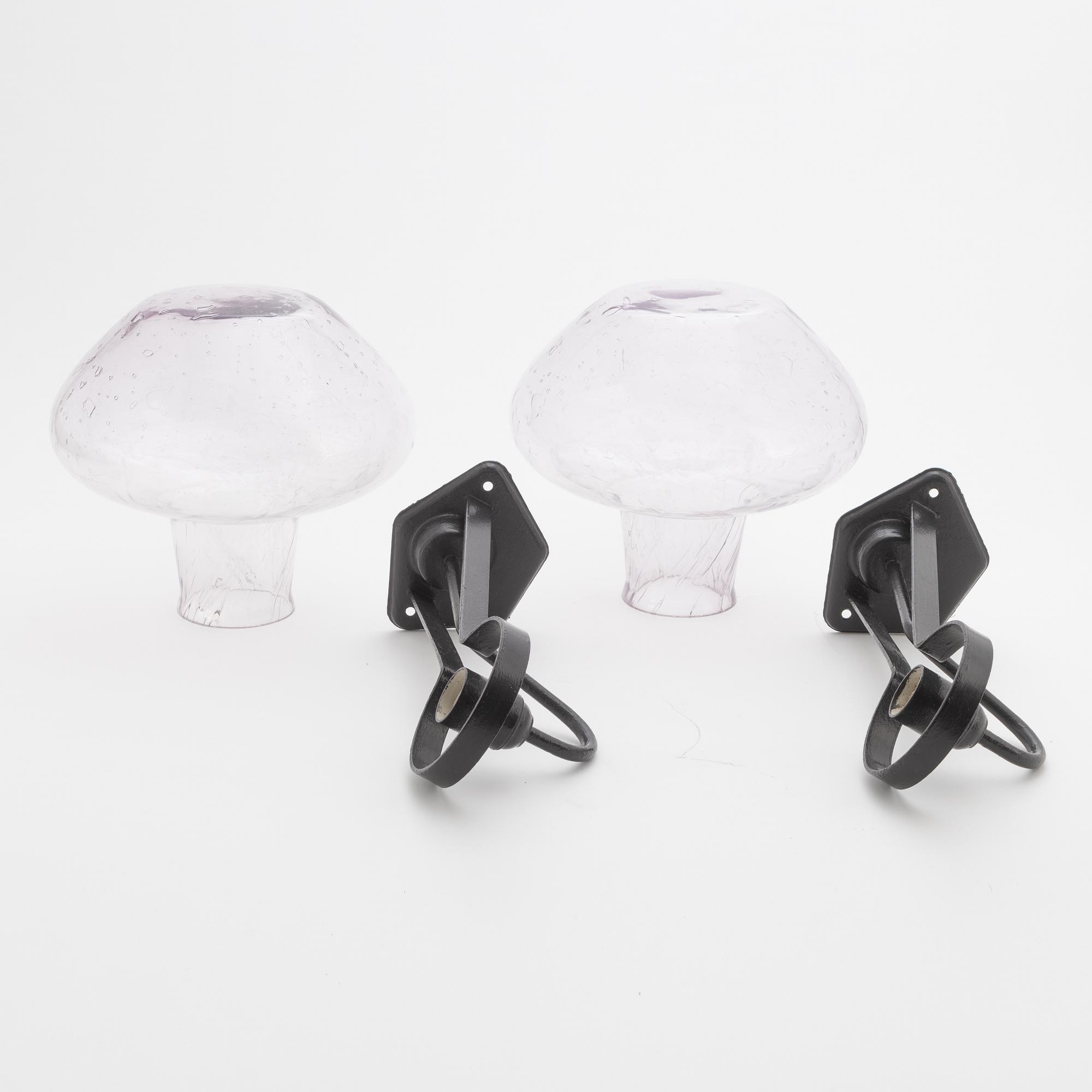 Gunnar Asplund, a pair of wall light from Asea.