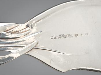 SERVERINGSBESTICK, 2 delar, jugend, silver, C.G Hallberg, 1905. Vikt ca 390 gram.