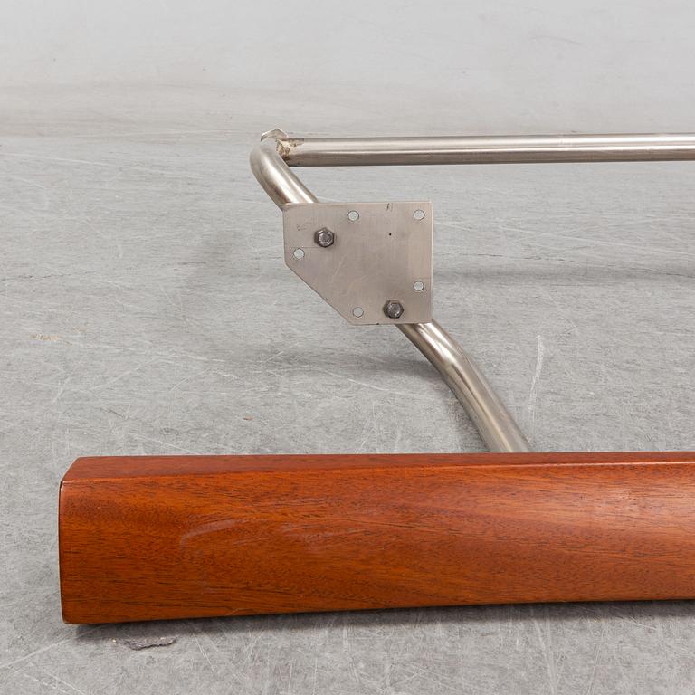 Hans Kempe, Lars Ljunglöf, "HI-9", a pair of bed ends, HI-gruppen, Gösta Engström, Holger Johansson,  David Sjölinder.