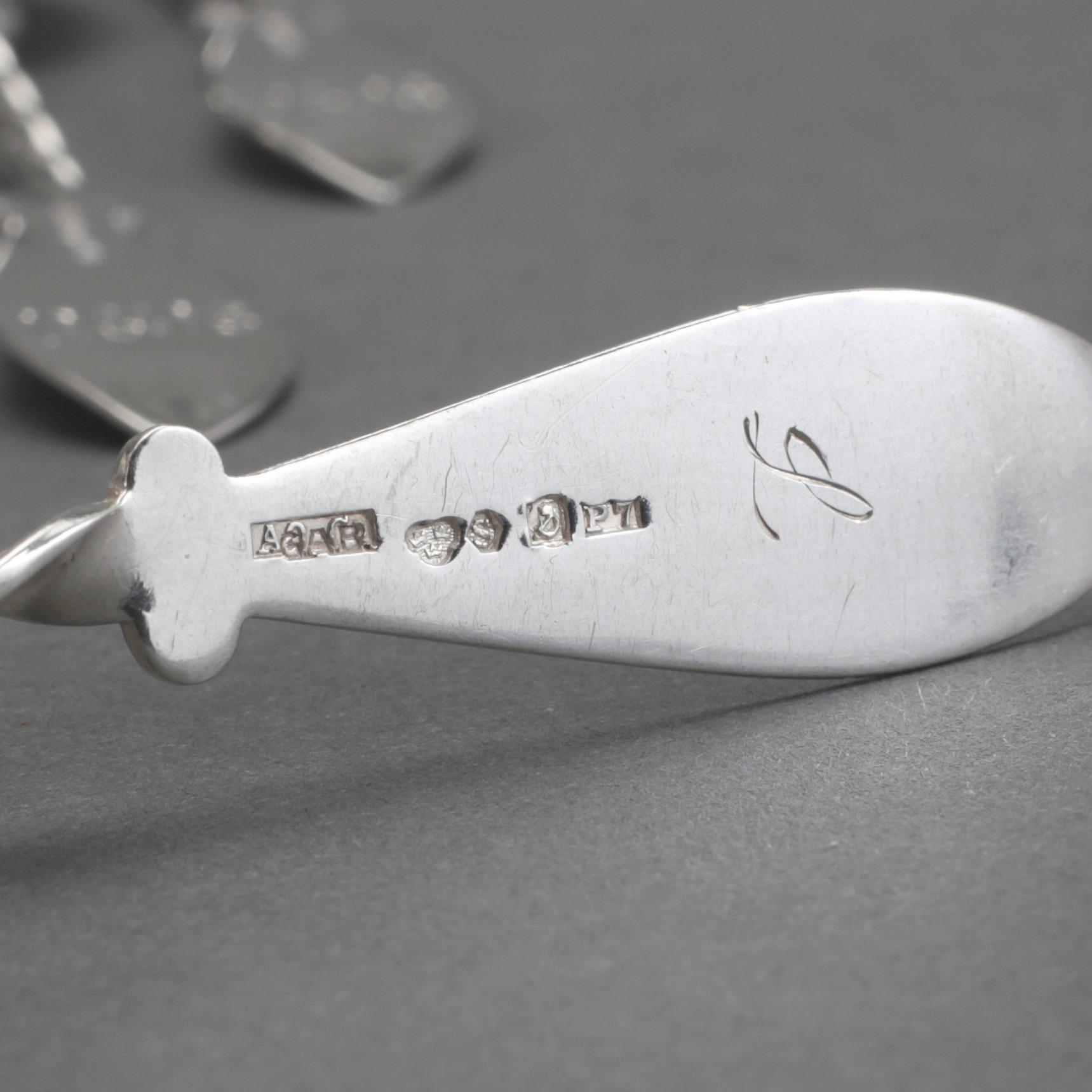 TESKEDAR, 24 delar, silver. mestadels GAB Stockholm, omkr 1900-talets mitt. Vikt Ca 320 gram.
