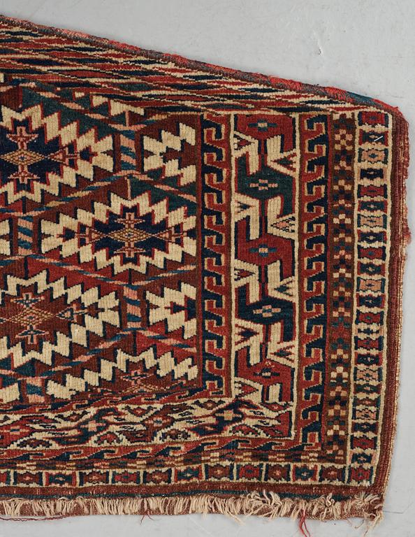 An azmalyk, an antique Yomoud, ca 40,5-57.5 x 123-127,5 cm.