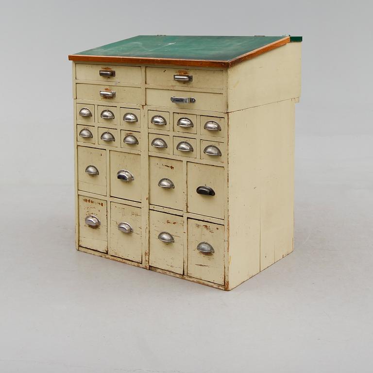 KÖPMANSDISK, 1900-talets första hälft.