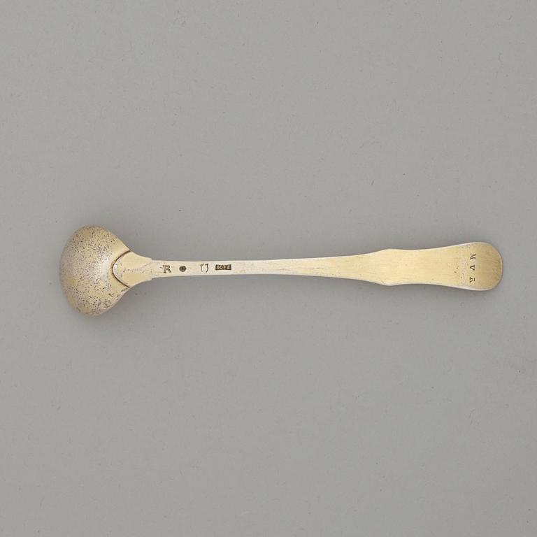 A Swedish 18th century silver-gilt mustard spoon, marks of Lars Boye, Stockholm 1775.