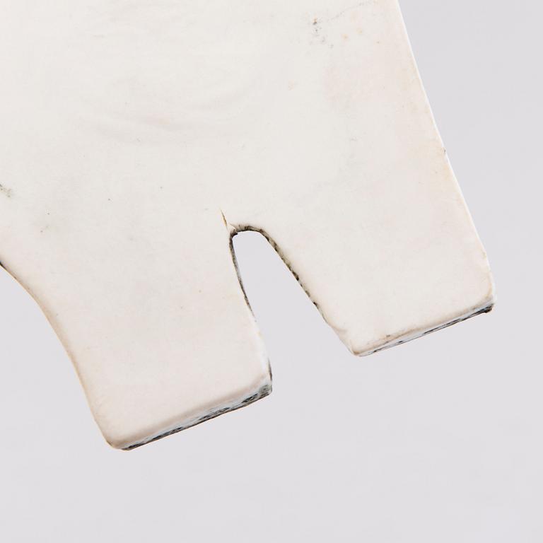 RUT BRYK, reliefi, kivitavaraa, signeerattu BRYK.