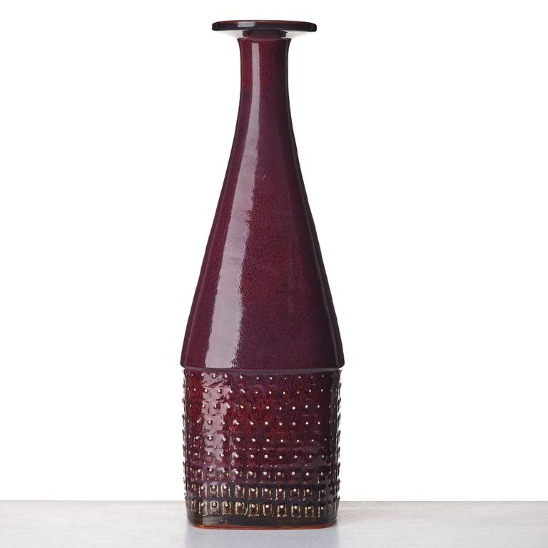 Stig Lindberg, a stoneware sang de boeuf glazed floor vase, Gustavsberg Studio, Sweden 1970.