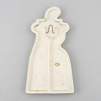 Lisa Larson, väggreliefer, 4 st, stengods, ur serien "Drabant", Gustavsberg.