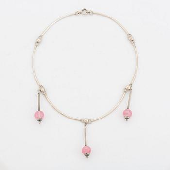 Collier, silver med rosa glas.