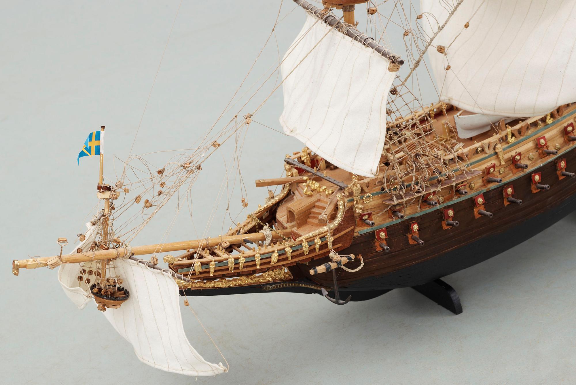 FARTYGSMODELL, trä och textil, 1900-talets mitt.