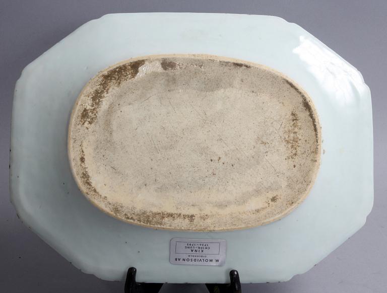 STEKFAT, porslin, Qinglong, 1700-tal.
