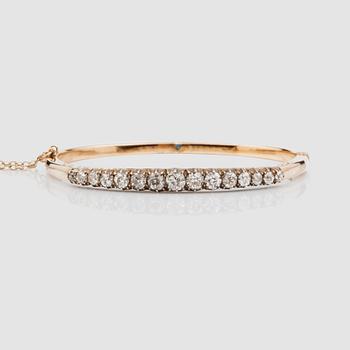 An old-cut diamond bracelet. Total carat weight circa 3.00 cts.