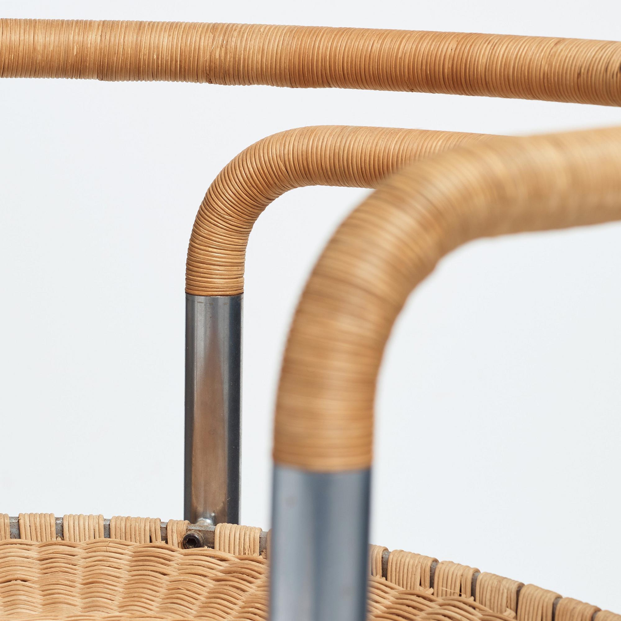 Poul Kjaerholm, a "PK 12" chair, edition E Kold Christensen, Denmark ca 1962.