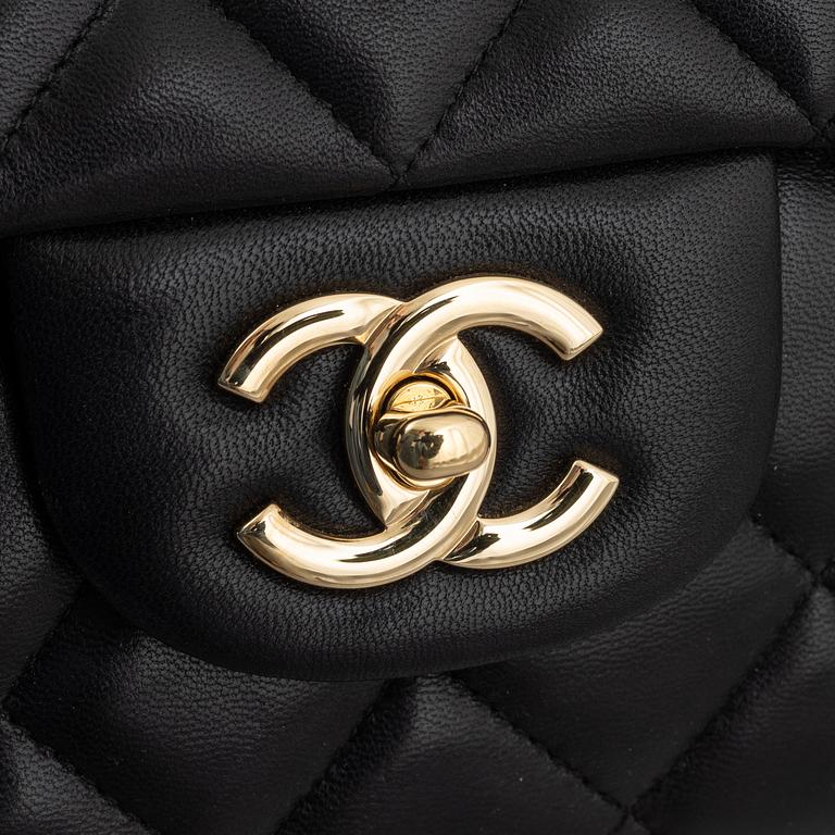 Chanel, bag, "Maxi Classic Flap Bag", 2009-2010.