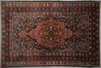 MATTA, orientalisk. Ca 310x206 cm.