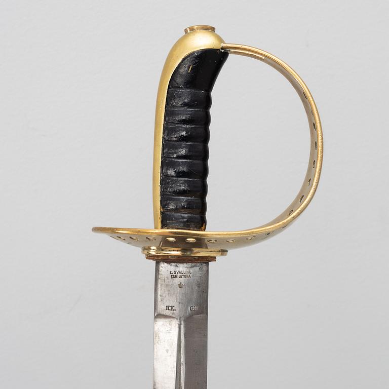 Sabre, Swedish, m/1893 for the cavalry. G.E. Svalling, Eskilstuna, with scabbard.