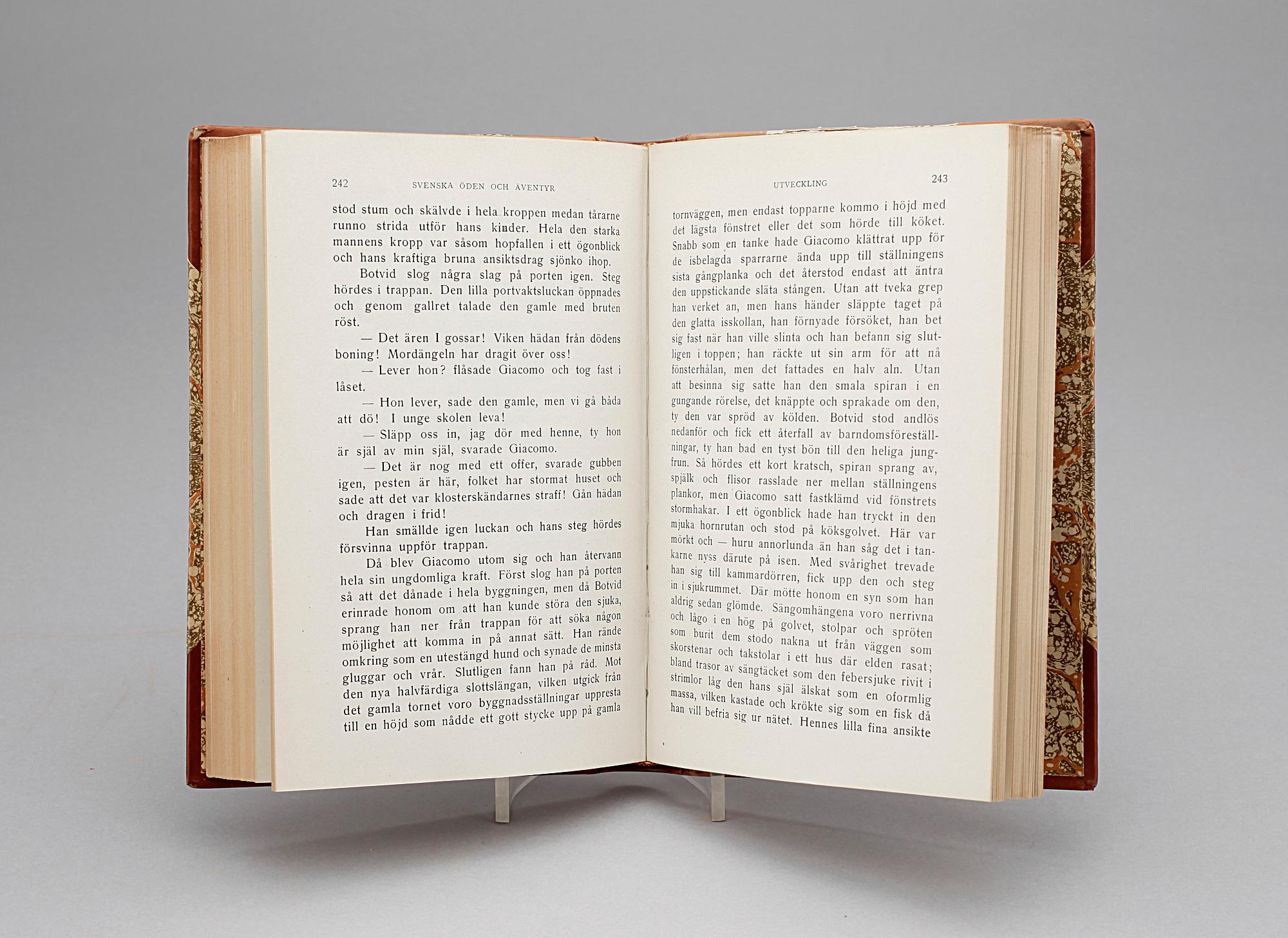 BÖCKER, 35 vol, Strindbergs samlade skrifter, Stockholm 1912-21.