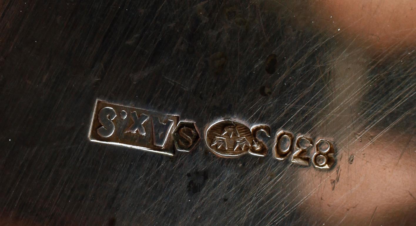KAFFESERVIS, 3 delar, sterlingsilver, rokokostil, svenska importstämplar. Total vikt ca 1067 gram.